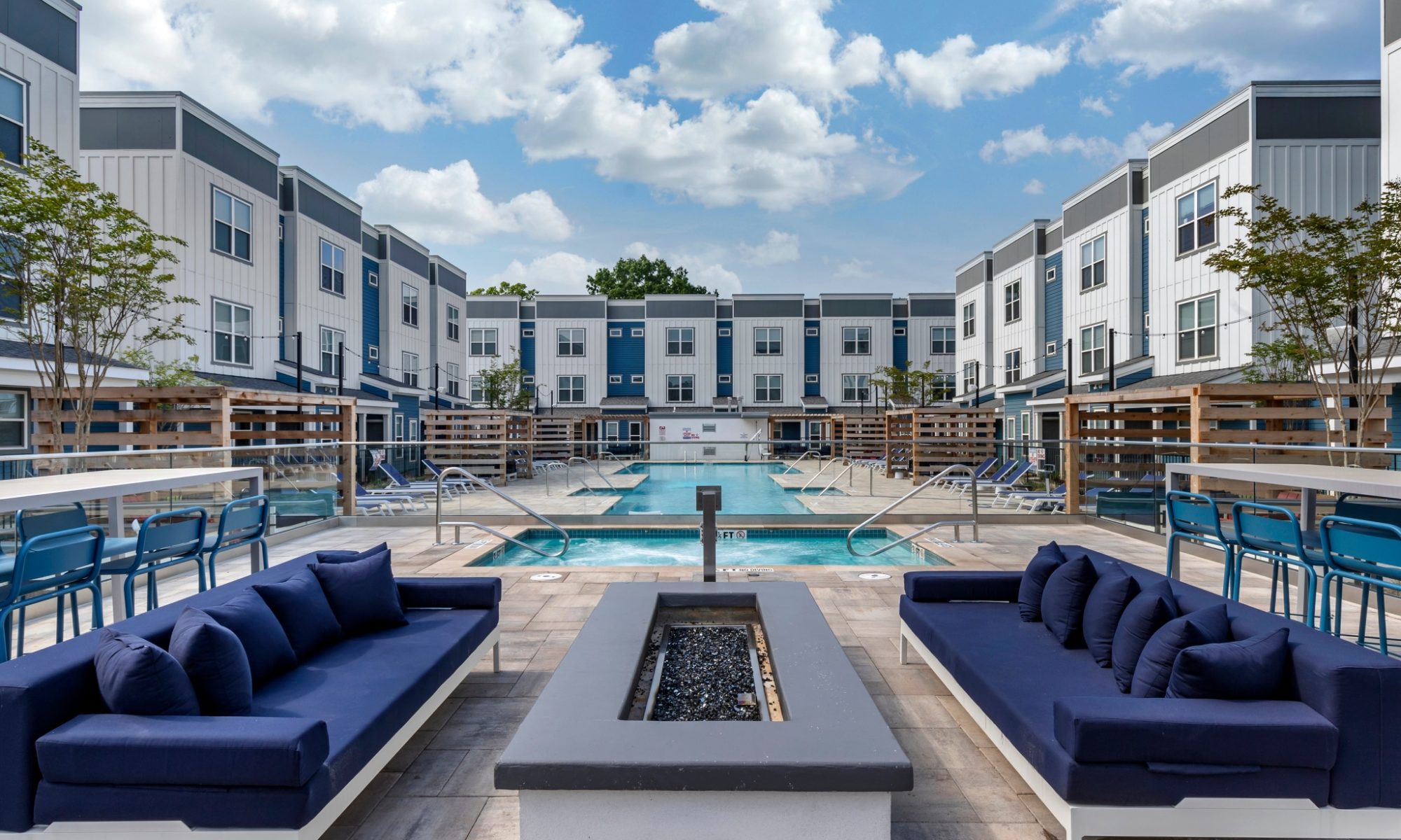 peakmade apartment management of Paloma Raleigh
